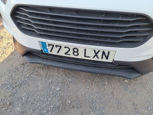 40543ad341c7ad9b85737cf1254c2d0f-1167 Ford Transit Courier Van 1.5 Tdci 71kw Trend - 8