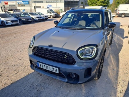 40543ad341c7ad9b85737cf1254c2d0f-2171 MINI Countryman Cooper S E ALL4