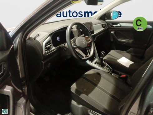 40543ad341c7ad9b85737cf1254c2d0f-2423 Volkswagen T-Roc Dark 1.0 TSI 81 kW (110 CV) - 5