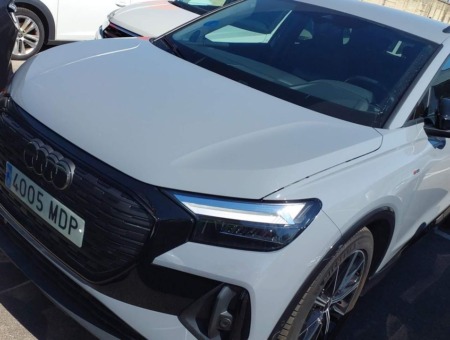 40543ad341c7ad9b85737cf1254c2d0f-862 Audi Q4 Black line edition 40 e-tron 150kW 82kWh
