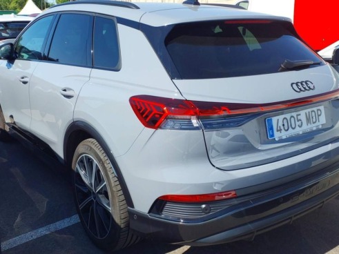 40543ad341c7ad9b85737cf1254c2d0f-863 Audi Q4 Black Line Edition 40 E-tron 150kw 82kwh - 2