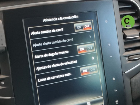 40543ad341c7ad9b85737cf1254c2d0f-2021 Renault Megane Zen Energy dCi 81 kW (110 CV) - 19