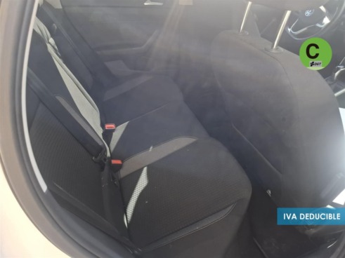 40543ad341c7ad9b85737cf1254c2d0f-2130 Volkswagen Taigo Life 1.0 TSI 81 kW (110 CV) DSG - 6