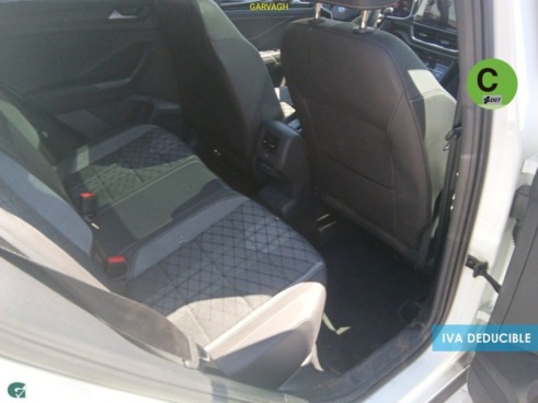 40543ad341c7ad9b85737cf1254c2d0f-3239 Volkswagen T-Roc R-Line 2.0 TDI 110 kW (150 CV) DSG - 6