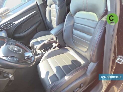 40543ad341c7ad9b85737cf1254c2d0f-1479 MG ZS 1.0T Luxury 82 kW (111 CV) - 5