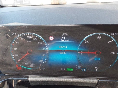 40543ad341c7ad9b85737cf1254c2d0f-1741 Mercedes Eqa 350 4matic - 6