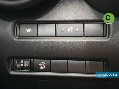 40543ad341c7ad9b85737cf1254c2d0f-3296 Nissan Juke DIG-T N-Design Black 84 kW (114 CV) - 31