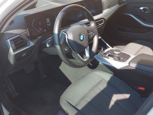 40543ad341c7ad9b85737cf1254c2d0f-2931 Bmw Series 3 320i Auto. - 5