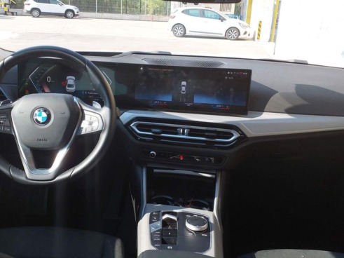 40543ad341c7ad9b85737cf1254c2d0f-2934 Bmw Series 3 320i Auto. - 8