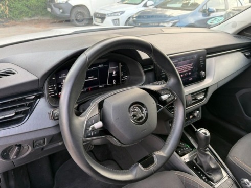 40543ad341c7ad9b85737cf1254c2d0f-3453 Skoda Kamiq 1.0 Tsi 81kw (110cv) Dsg Ambition - 7