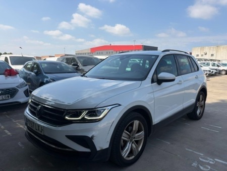 40543ad341c7ad9b85737cf1254c2d0f-1574 Volkswagen Tiguan Life 2.0 TDI 110kW (150CV)