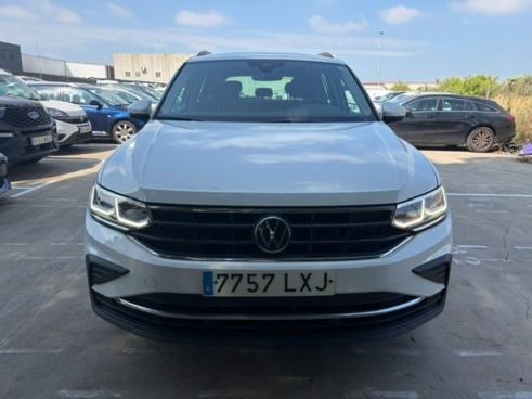 40543ad341c7ad9b85737cf1254c2d0f-3470 Volkswagen Tiguan Life 2.0 Tdi 110kw (150cv) - 2