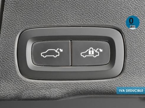 40543ad341c7ad9b85737cf1254c2d0f-135 Volvo XC60 T6 Recharge R-Design AWD Auto 250 kW (340 CV) - 15