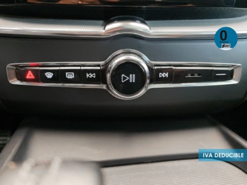 40543ad341c7ad9b85737cf1254c2d0f-271 Volvo XC60 T6 Recharge R-Design AWD Auto 250 kW (340 CV) - 32