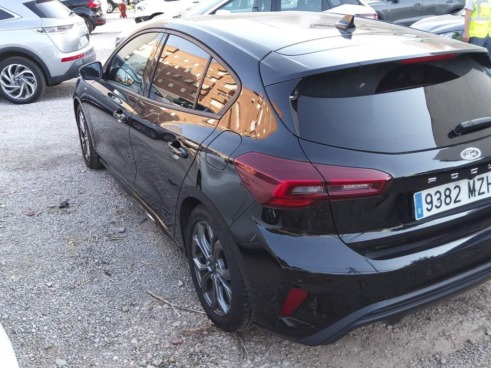 40543ad341c7ad9b85737cf1254c2d0f-2214 Ford Focus St-line 1.5 Ecoblue 85kw (115cv) Auto - 2