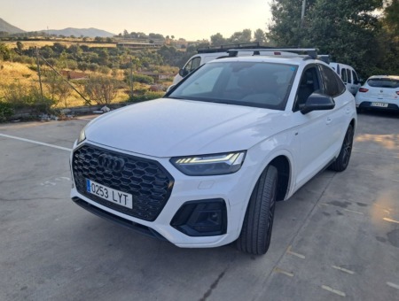 40543ad341c7ad9b85737cf1254c2d0f-4213 Audi Q5 Black Line 50 TFSI e quattro-ultra