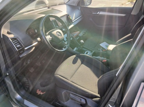 40543ad341c7ad9b85737cf1254c2d0f-4405 Skoda Karoq 2.0 Tdi 85kw (115cv) Ambition - 5