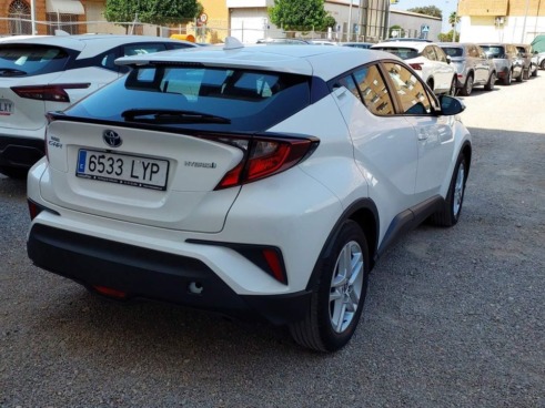 40543ad341c7ad9b85737cf1254c2d0f-4411 Toyota C-hr 1.8 125h Active - 3