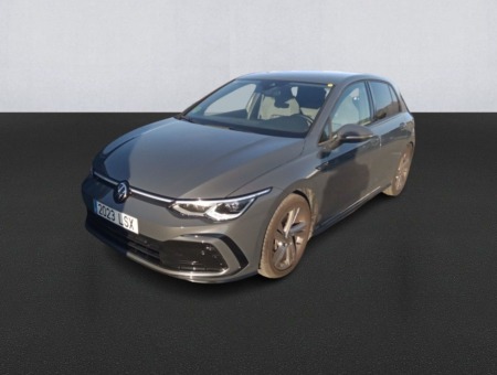 40543ad341c7ad9b85737cf1254c2d0f-4425 Volkswagen Golf R-Line 2.0 TDI 110kW (150CV) DSG