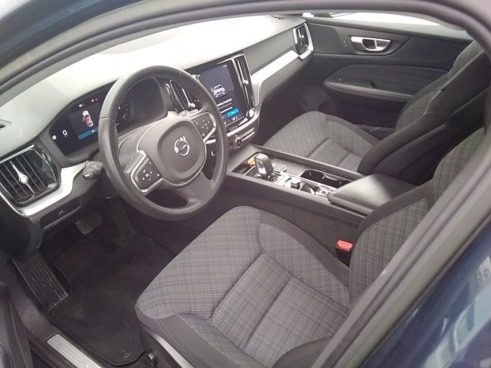 40543ad341c7ad9b85737cf1254c2d0f-4455 Volvo V60 2.0 B4 (d) Core Auto - 7