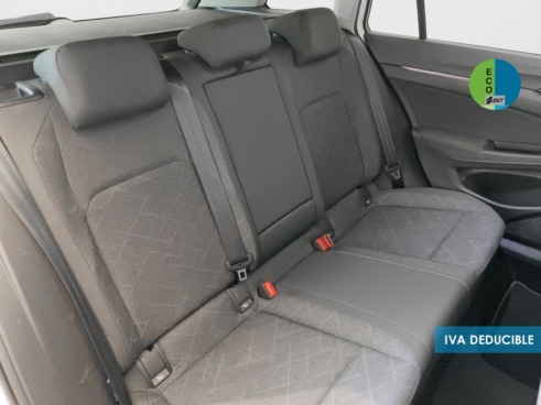 40543ad341c7ad9b85737cf1254c2d0f-13 Volkswagen Golf Life 1.0 eTSI 81 kW (110 CV) DSG - 8