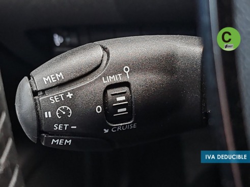 40543ad341c7ad9b85737cf1254c2d0f-4654 Peugeot 2008 PureTech 100 S&S Allure 75 kW (100 CV) - 23