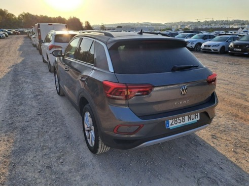 40543ad341c7ad9b85737cf1254c2d0f-5646 Volkswagen T-roc «más» 1.5 Tsi 110kw (150cv) Dsg - 6