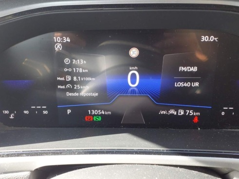 40543ad341c7ad9b85737cf1254c2d0f-5654 Volkswagen T-roc «más» 1.5 Tsi 110kw (150cv) Dsg - 6
