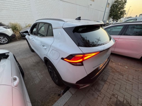 40543ad341c7ad9b85737cf1254c2d0f-3363 Kia Sportage 1.6 Crdi Mhev 100kw (136cv) Business 4×4 - 2