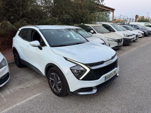 40543ad341c7ad9b85737cf1254c2d0f-3365 Kia Sportage 1.6 Crdi Mhev 100kw (136cv) Business 4×4 - 4