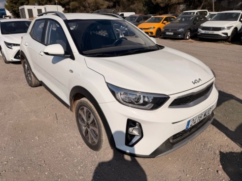 40543ad341c7ad9b85737cf1254c2d0f-3699 Kia Stonic 1.2 Dpi 62kw (84cv) Concept - 3
