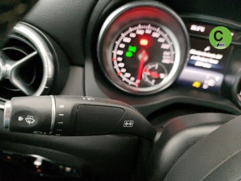 40543ad341c7ad9b85737cf1254c2d0f-571 Mercedes CLA 220 d 130 kW (177 CV) - 23