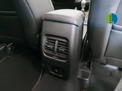 40543ad341c7ad9b85737cf1254c2d0f-5232 Ford Kuga 2.0 TDCI ST-LIne Limited Edition 4×2 110 kW (150 CV) - 35
