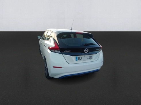40543ad341c7ad9b85737cf1254c2d0f-7032 Nissan Leaf 40kwh Acenta - 6