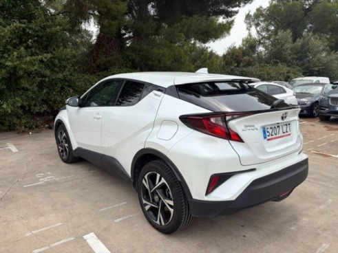 40543ad341c7ad9b85737cf1254c2d0f-7150 Toyota C-hr 1.8 125h Advance - 6