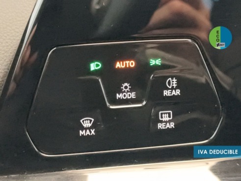 40543ad341c7ad9b85737cf1254c2d0f-7367 Volkswagen Golf Life 1.0 eTSI 81 kW (110 CV) DSG - 21
