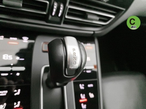 40543ad341c7ad9b85737cf1254c2d0f-1364 Porsche Macan 195 kW (265 CV) - 17