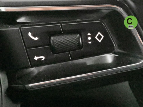 40543ad341c7ad9b85737cf1254c2d0f-1370 Porsche Macan 195 kW (265 CV) - 23