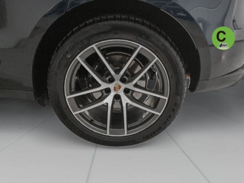 40543ad341c7ad9b85737cf1254c2d0f-1519 Porsche Macan 195 kW (265 CV) - 32