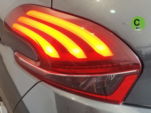 40543ad341c7ad9b85737cf1254c2d0f-500 Peugeot 208 1.2 PureTech Access 60 kW (82 CV) - 13