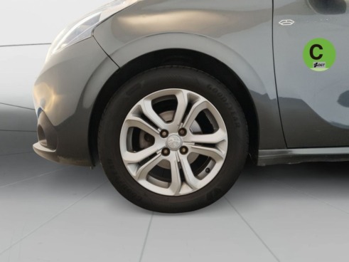 40543ad341c7ad9b85737cf1254c2d0f-515 Peugeot 208 1.2 PureTech Access 60 kW (82 CV) - 28