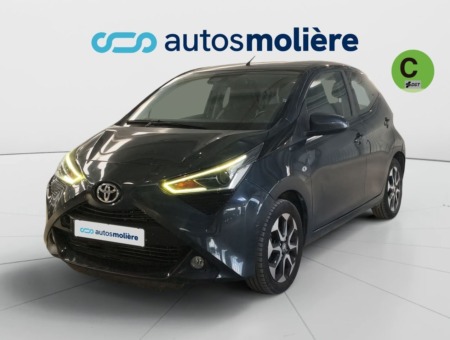 40543ad341c7ad9b85737cf1254c2d0f-2557 Toyota Aygo 1.0 70 x-cite 53 kW (72 CV)