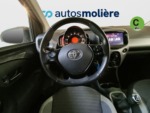 40543ad341c7ad9b85737cf1254c2d0f-2986 Toyota Aygo 1.0 70 x-cite 53 kW (72 CV) - 19