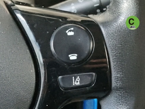 40543ad341c7ad9b85737cf1254c2d0f-3008 Toyota Aygo 1.0 70 x-cite 53 kW (72 CV) - 21