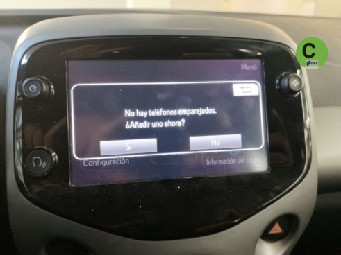 40543ad341c7ad9b85737cf1254c2d0f-3012 Toyota Aygo 1.0 70 x-cite 53 kW (72 CV) - 25