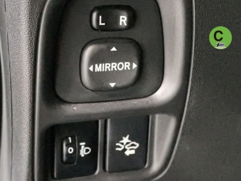 40543ad341c7ad9b85737cf1254c2d0f-3119 Toyota Aygo 1.0 70 x-cite 53 kW (72 CV) - 28