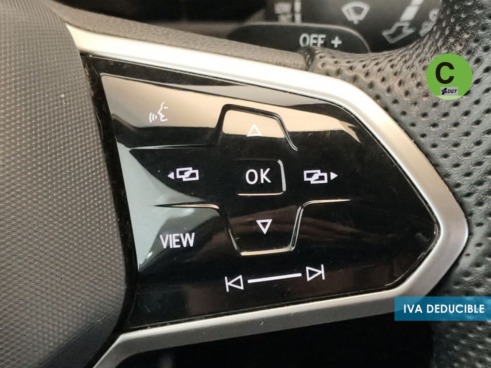 40543ad341c7ad9b85737cf1254c2d0f-3273 Volkswagen T-Roc R-Line 1.5 TSI 110 kW (150 CV) DSG - 24