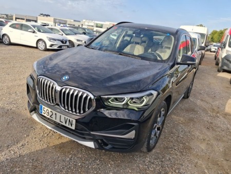 40543ad341c7ad9b85737cf1254c2d0f-1008 BMW X1 xDrive25e