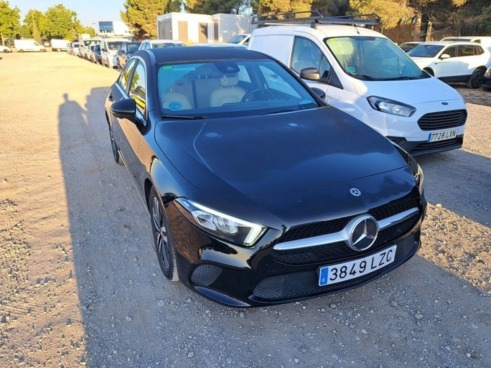 40543ad341c7ad9b85737cf1254c2d0f-1058 Mercedes A-class Sedán A 180 D - 3