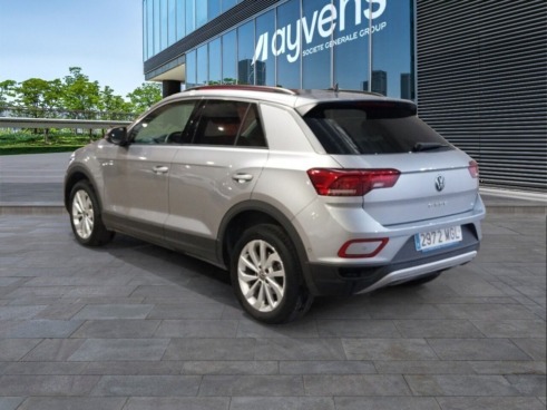 40543ad341c7ad9b85737cf1254c2d0f-462 Volkswagen T-roc Life 2.0 Tdi 85kw (115cv) - 6